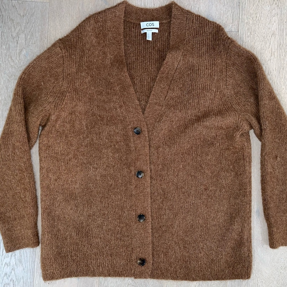 COPY - COS cardigan